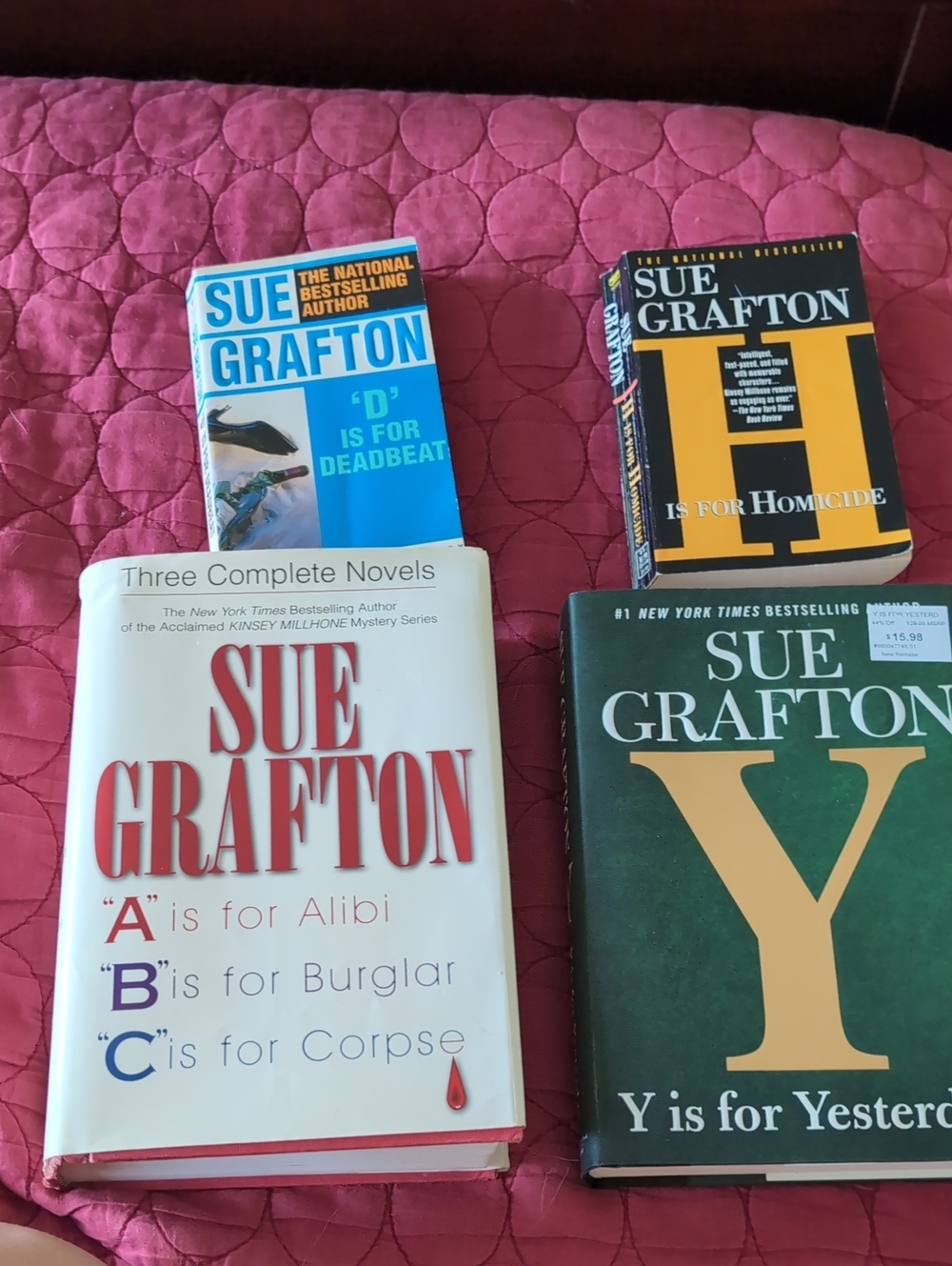 Sue Grafton Kinsey Millhone Mystery Book Set - A-Y